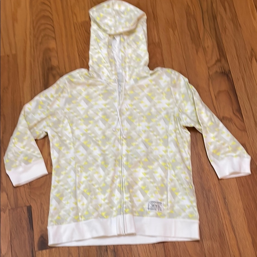Women’s Size XL White Tan Yellow Patterned Hoodie 3/4 Sleeve Gap Factory Pockets
